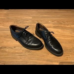 Leather black Docker dress shoes